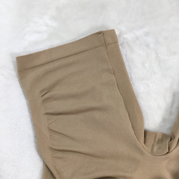 MARYLYN MONROE INTIMATES BODYSUIT SHAPEWEAR 1X - Picture 6 of 8